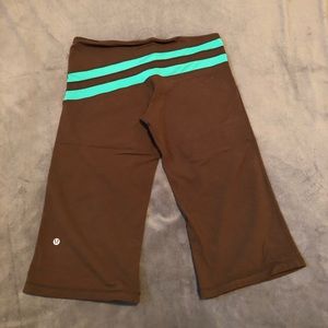 Lululemon vintage reversible capris
